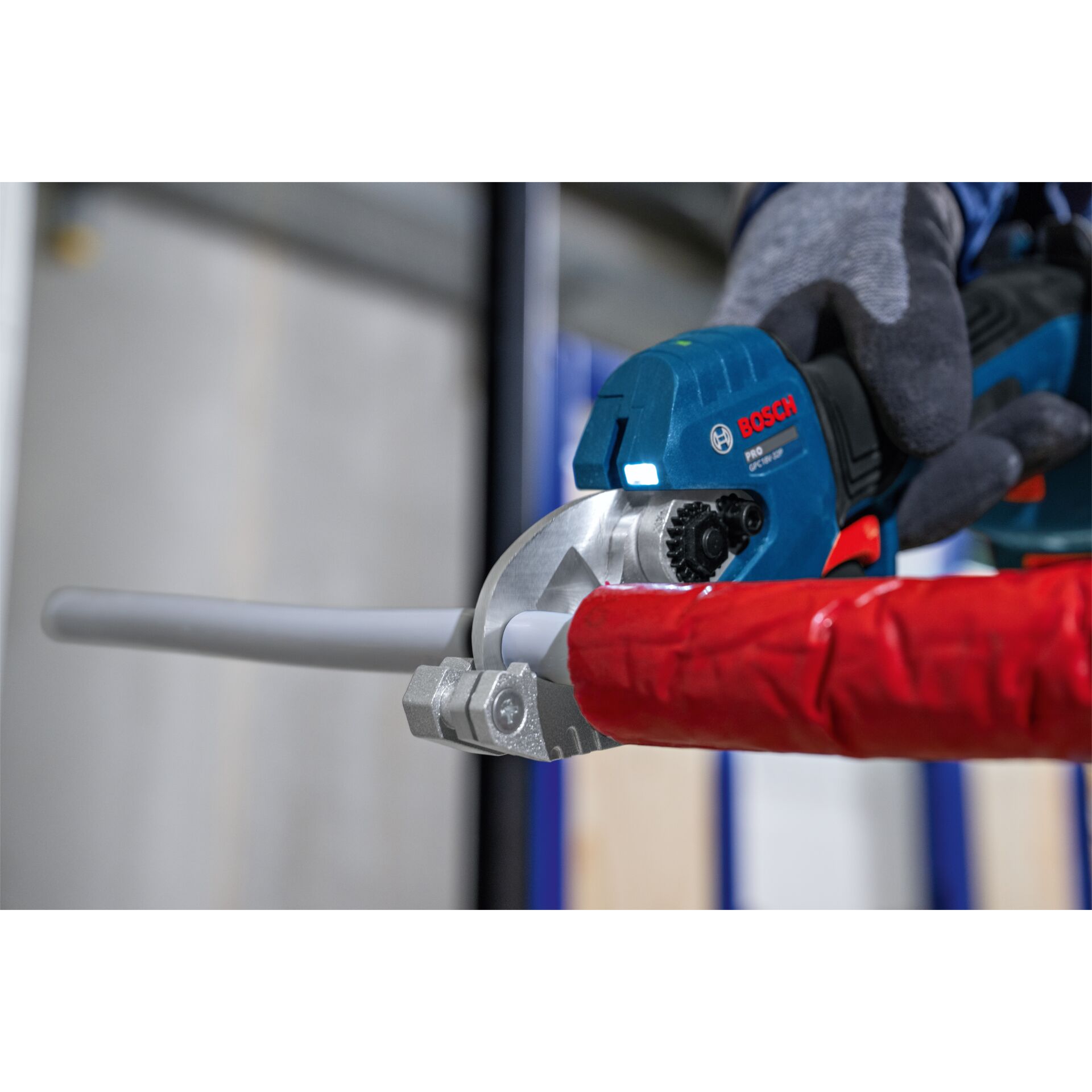 Bosch GPC18V-32P Akku-Rohrschere