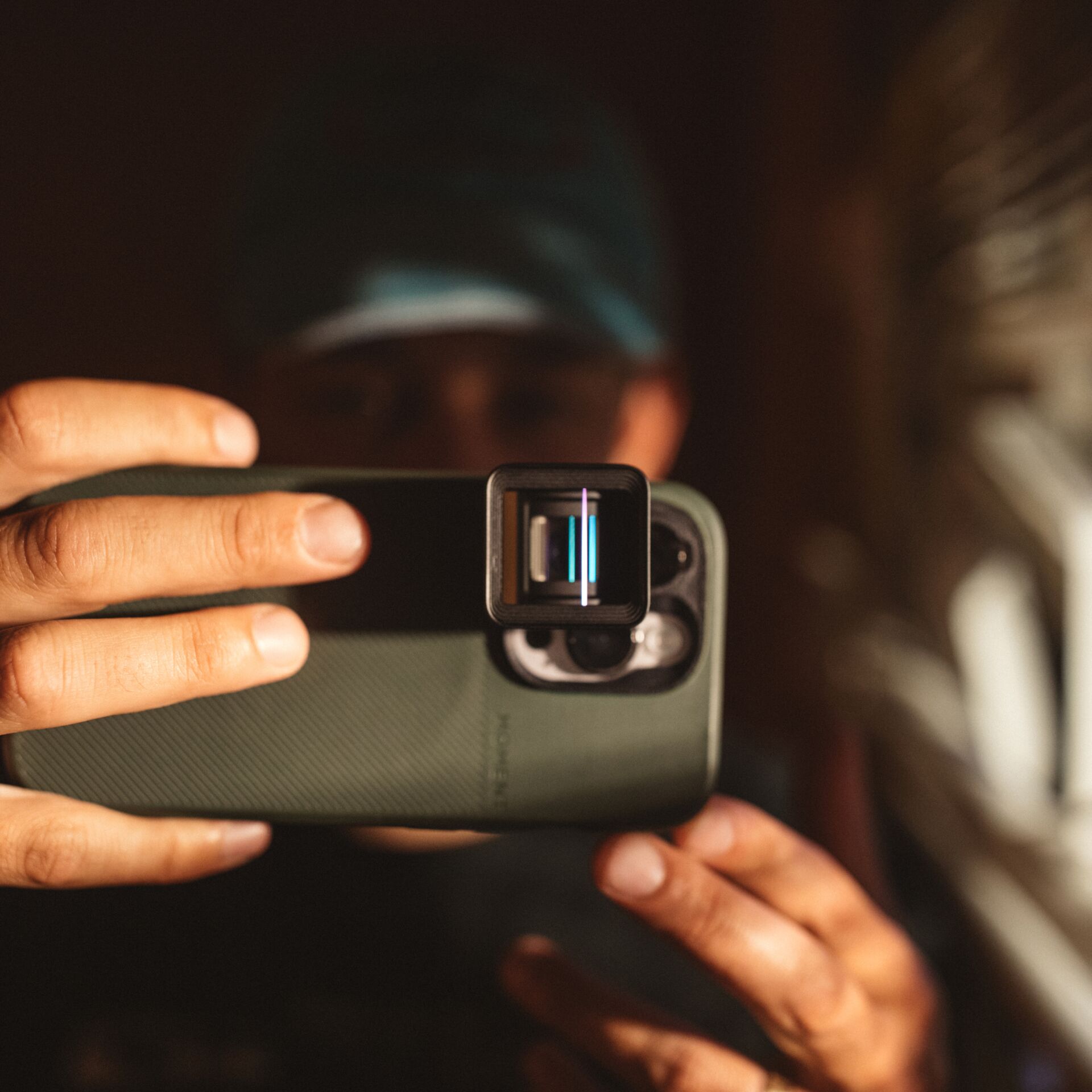 Moment 1.55x Anamorphic Lens - Blue Flare - T-Series